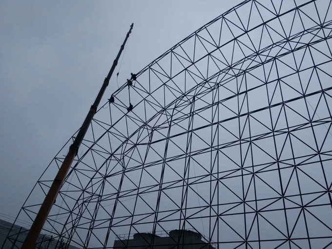 巨銘網(wǎng)架加工